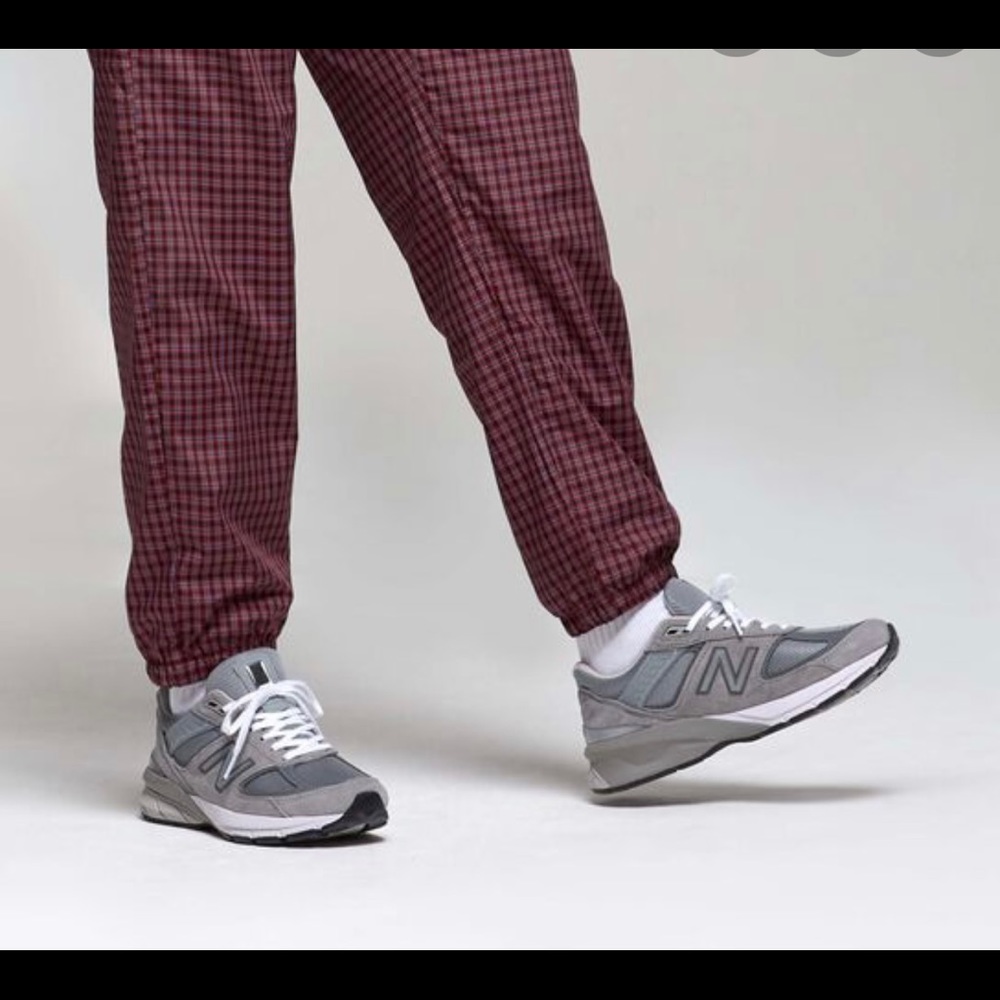 New Balance 990V5 SNEAKERS